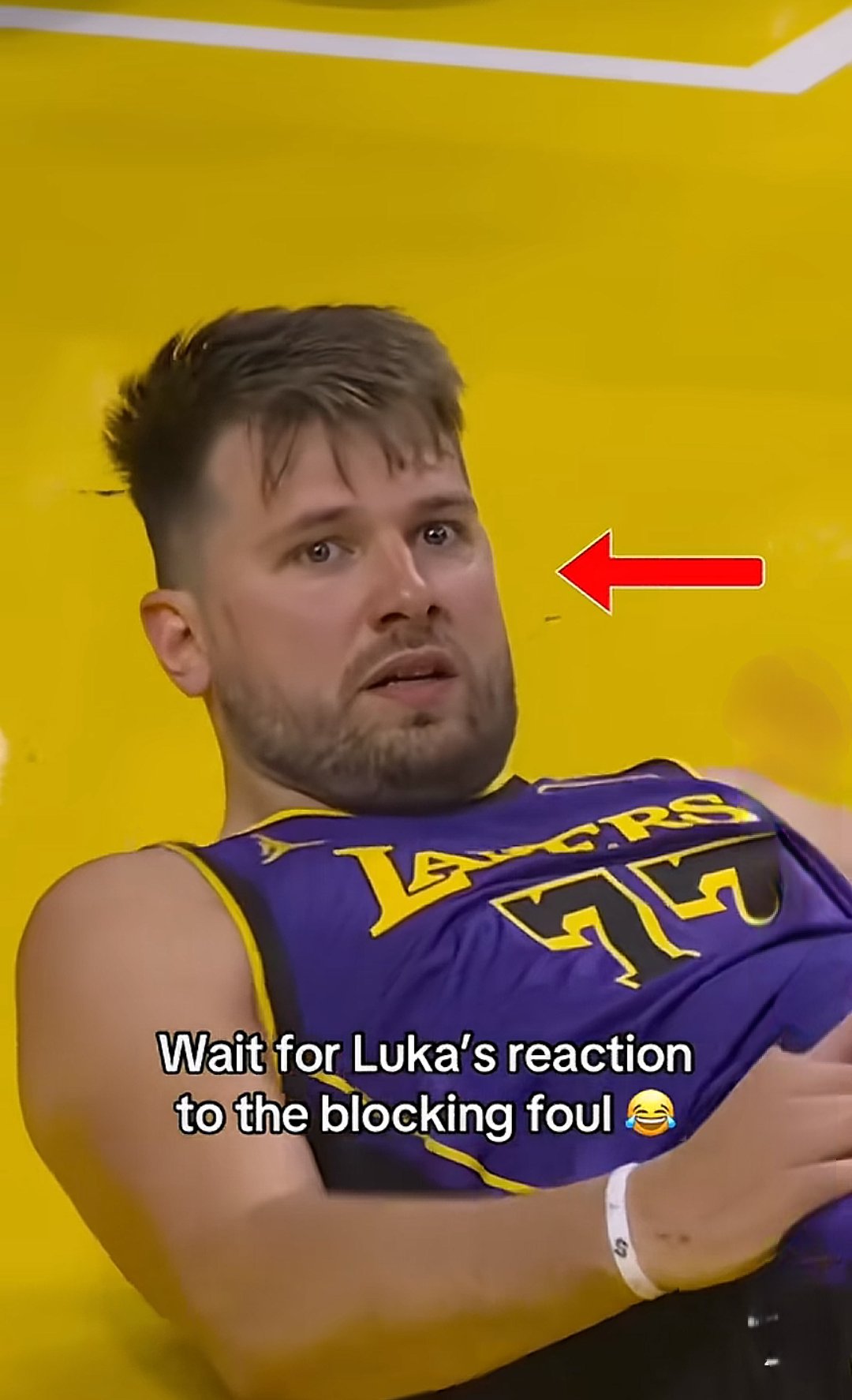  东契奇在雄鹿比赛中爆冷，出色防守引发热议！